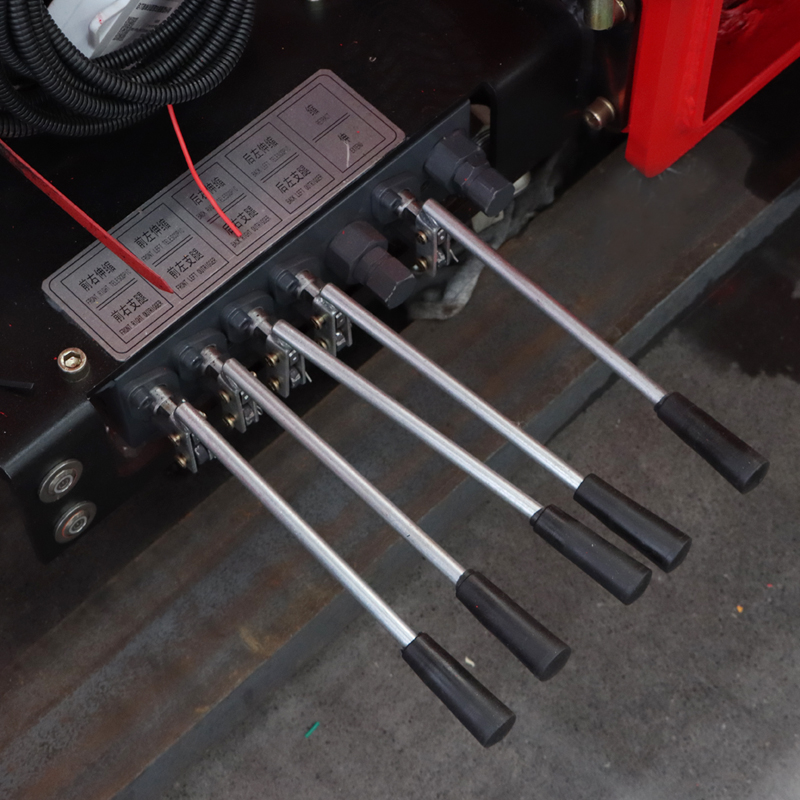 Grue montée sur camion à flèche articulée de 12 tonnes