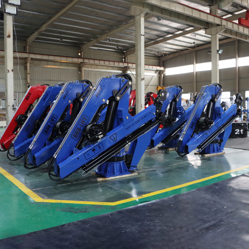 Grue marine à flèche articulée de 4 tonnes