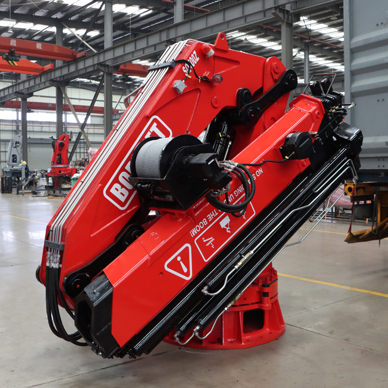 Grue marine à flèche articulée de 20 tonnes