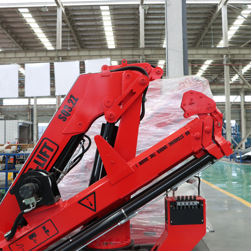 Grue marine à flèche articulée de 3,2 tonnes