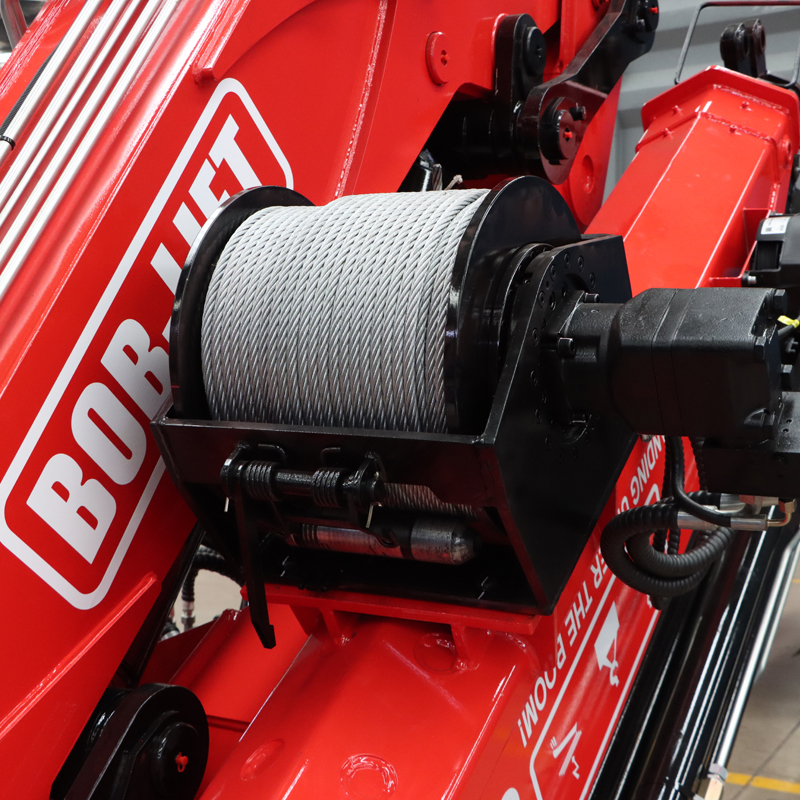 Grue marine à flèche articulée de 20 tonnes