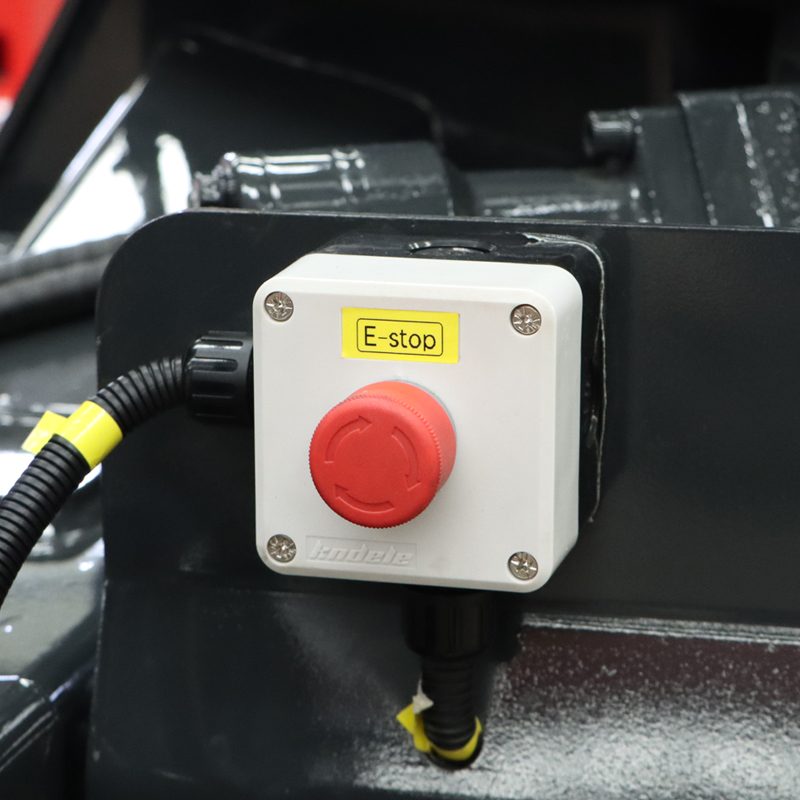 Grue montée sur camion à flèche articulée de 6,3 tonnes