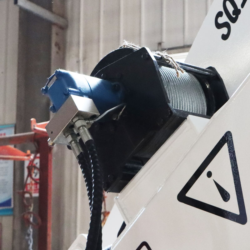 Grue marine à flèche articulée de 12 tonnes