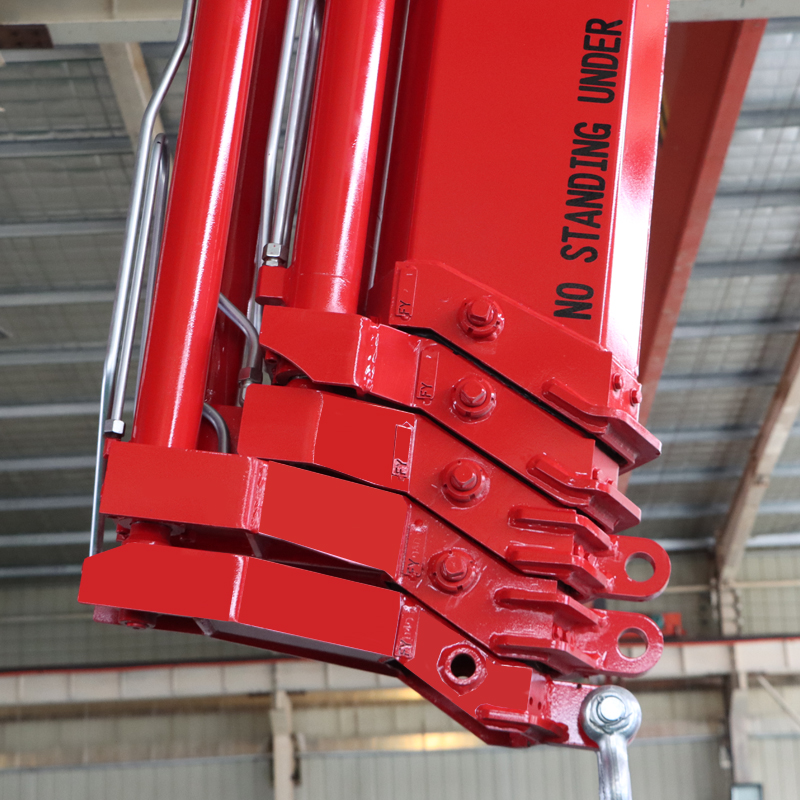 Grue montée sur camion à flèche articulée de 8 tonnes