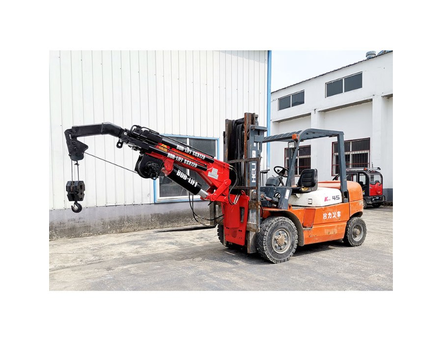 Guide des grues à flèche pour chariot élévateur : comment une flèche volante transforme votre chariot élévateur en grue