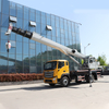 Camion-grue de 25 tonnes